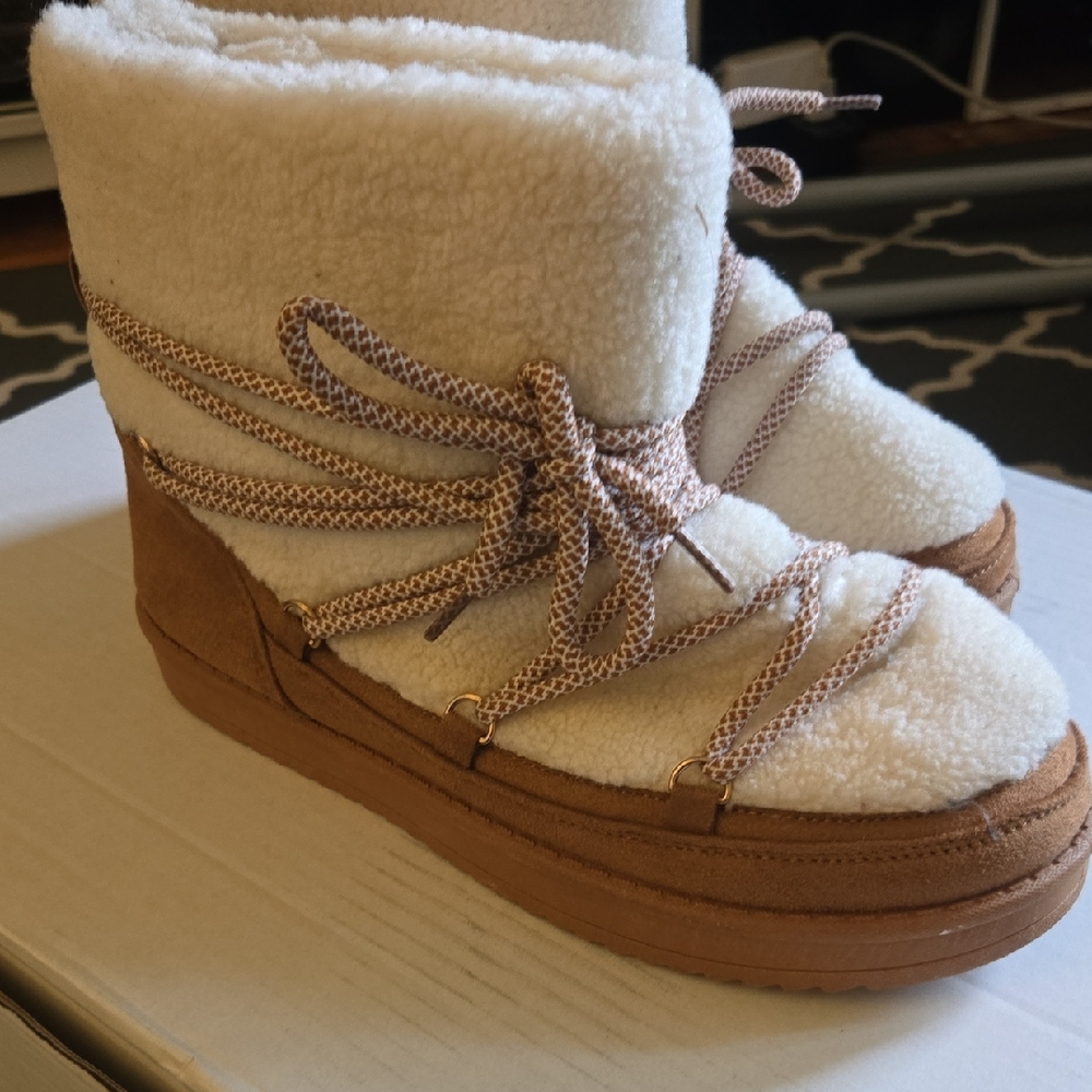 Cozy Cream and Tan Women's Boots